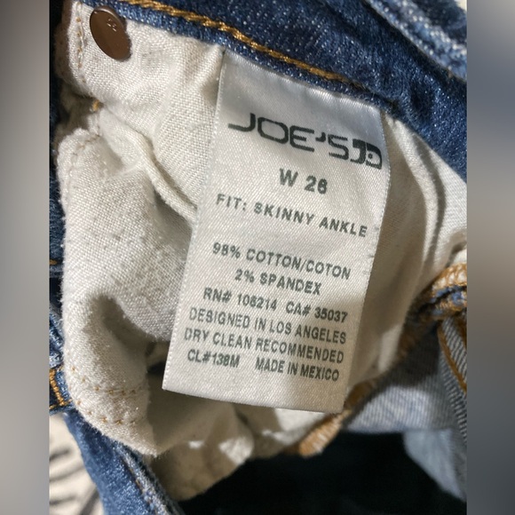 Joe's Jeans Distressed Skinny Ankle Women’s Size 4 - Picture 2 of 6